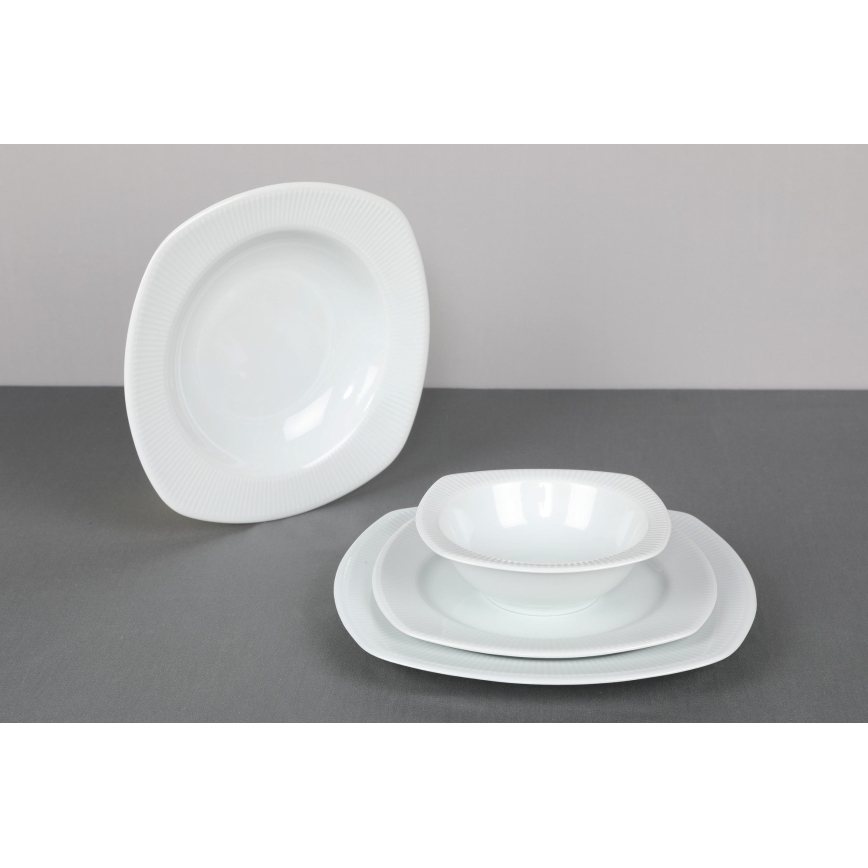 Spisestel 24 dele, hvidt porcelæn