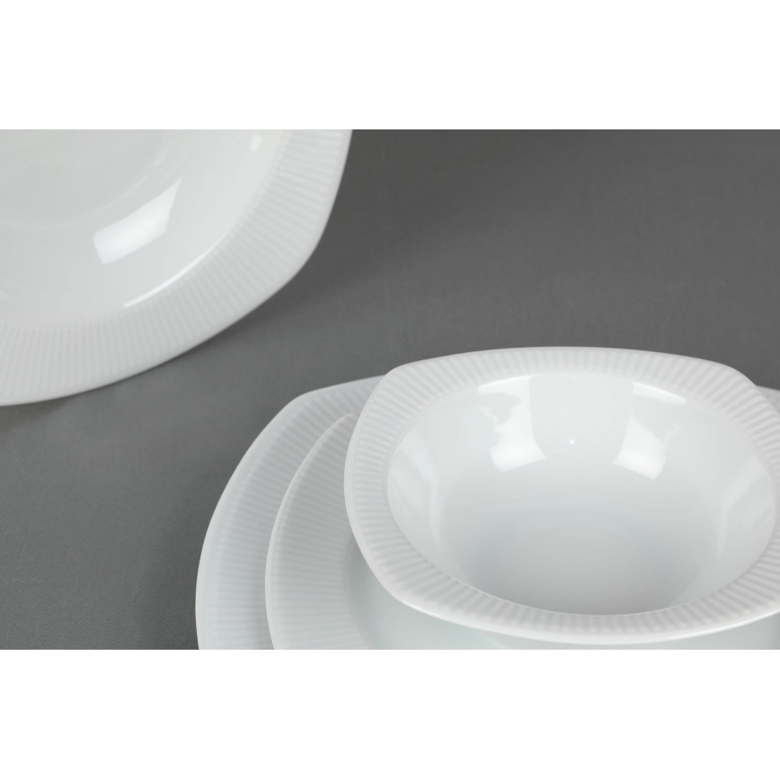 Spisestel 24 dele, hvidt porcelæn