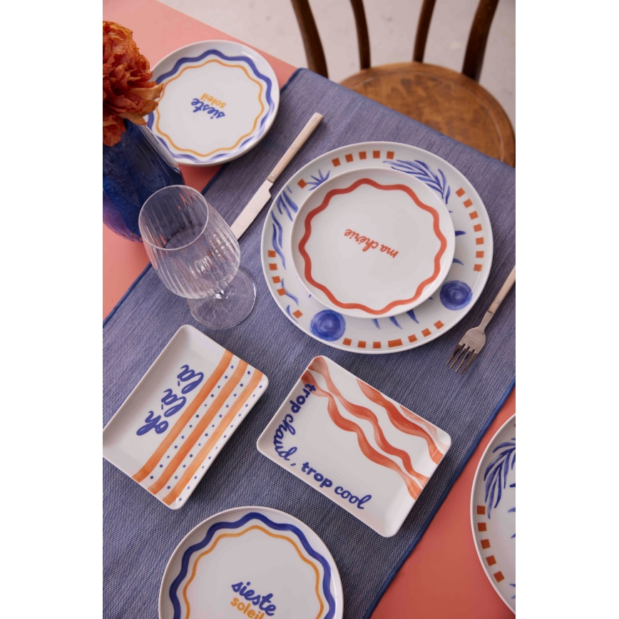 Spisesæt 12 dele rød/blå/hvid/porcelæn