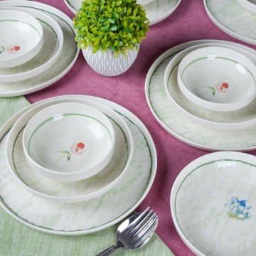 Spisesæt 18 dele grøn/porcelæn