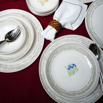 Spisesæt 18 stk hvid/flerfarvet/porcelæn