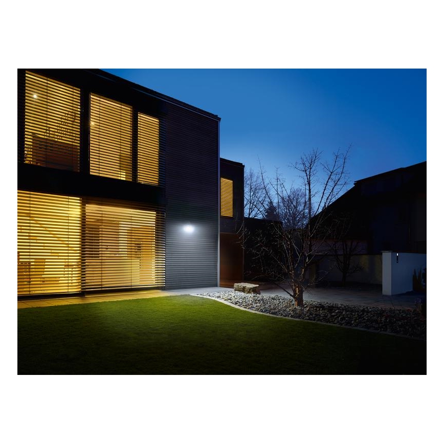 STEINEL 671013 - Soldrevet LED-projektør XSolar L-S 1,2W/LED sølvfarvet IP44 2500 mAh