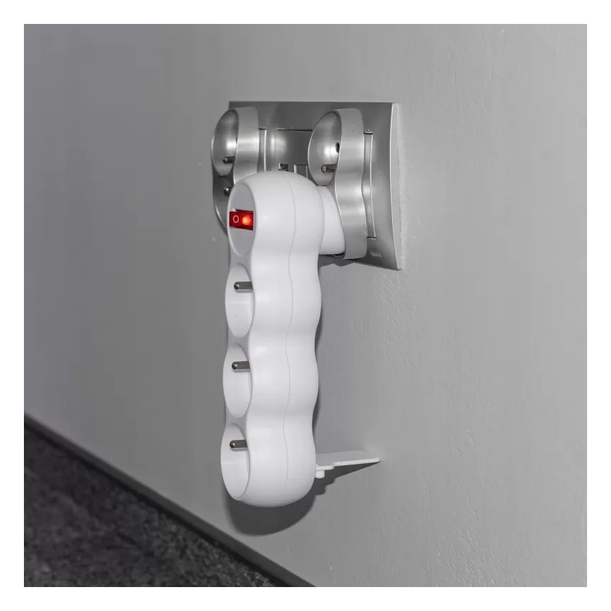 Stikdåse med afbryder, 3 udtag