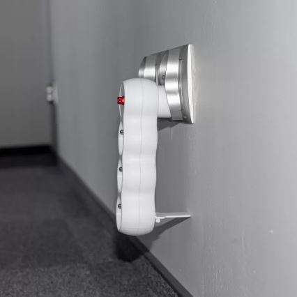 Stikdåse med afbryder, 3 udtag