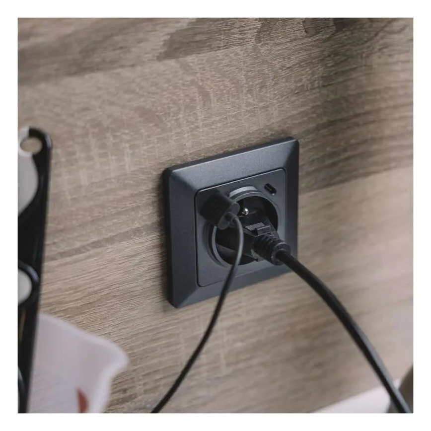 Stikkontakt til hjemmet med USB-A+USB-C, fransk (Type E), 250V/16A, antracit