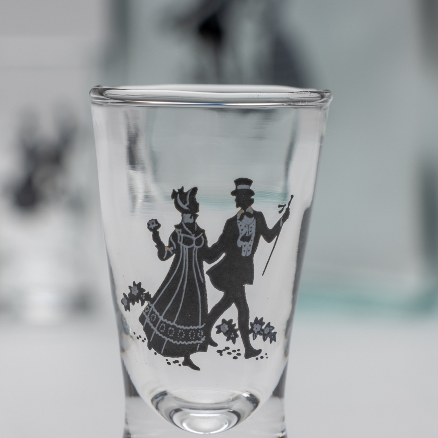 Sæt 1x glasflaske og 2x shotglas transparent med dansemotiv