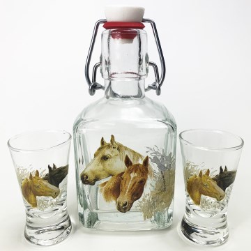 Sæt 1x glasflaske og 2x shotglas transparent med hestemotiv