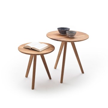 Sæt med 2 VEYLOR sofaborde i egetræ