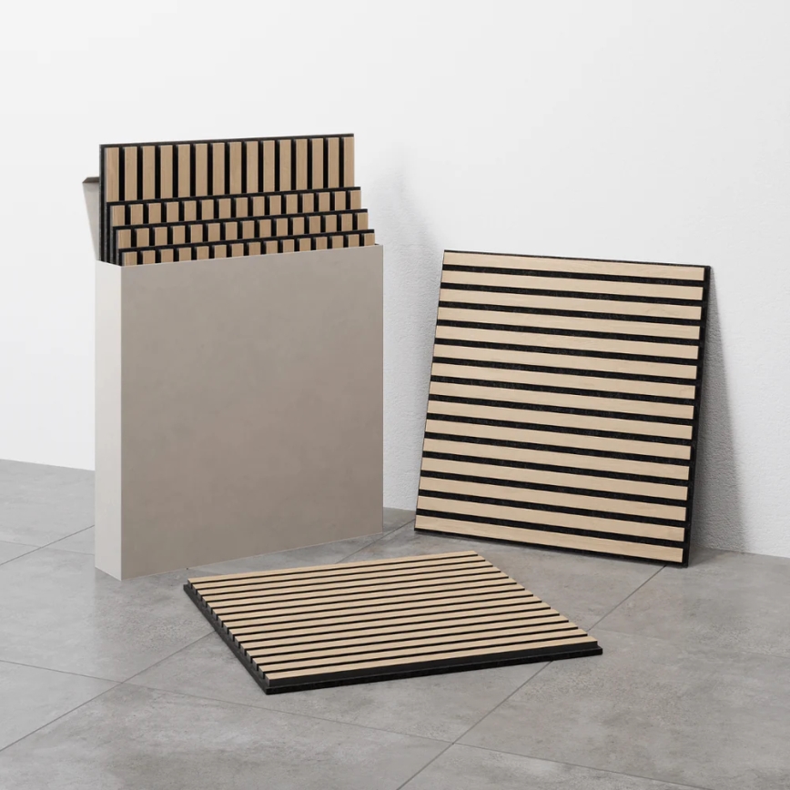 Sæt med 4 akustiske vægpaneler DANVIKEN 60x60 cm i egetræ