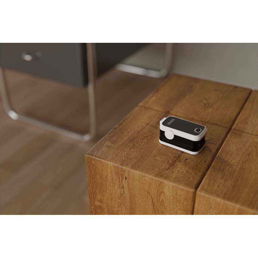 TESLA Smart - Smart pulsoximeter 2xAAA IP22