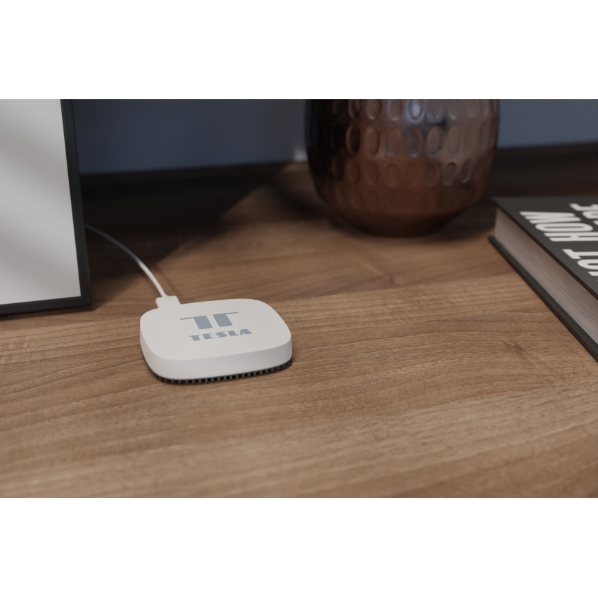 TESLA Smart - SÆT med 3x trådløse termostathoveder 2xAA + smart Zigbee Wi-Fi hub gateway