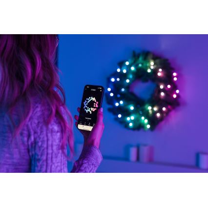 Twinkly - LED RGB Dæmpbar Julekrans PRE-LIT WREATH 50xLED diameter 61 cm Wi-Fi