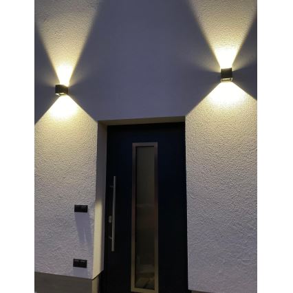 Udendørs LED væglampe 2xLED/3W/230V IP54 sort