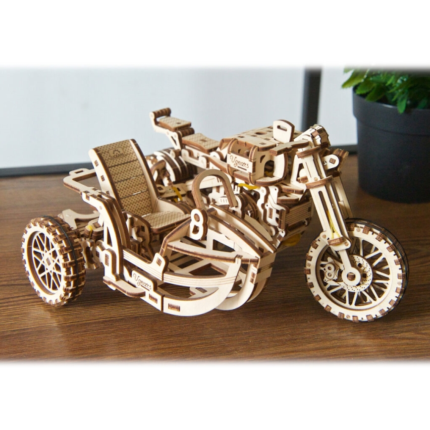 Ugears - 3D 3D-puslespil i træ Scrambler motorcycle med vogn