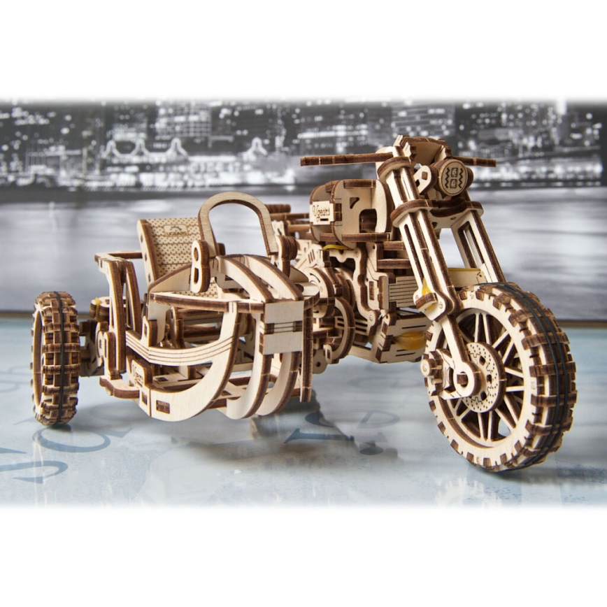 Ugears - 3D 3D-puslespil i træ Scrambler motorcycle med vogn