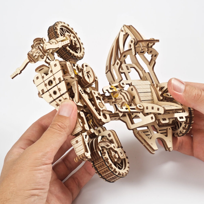 Ugears - 3D 3D-puslespil i træ Scrambler motorcycle med vogn