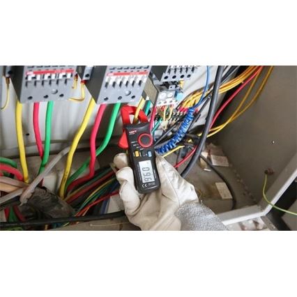 Uni-T - Multimeter med klemme 2xAAA