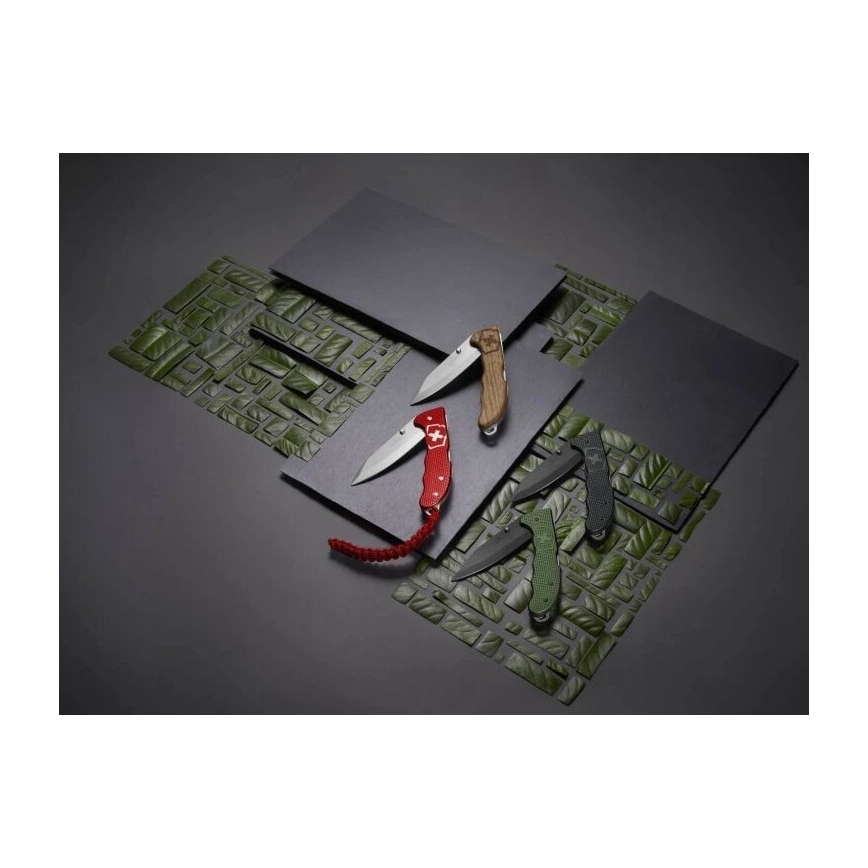 Victorinox - Lommekniv EVOKE 13 cm rød