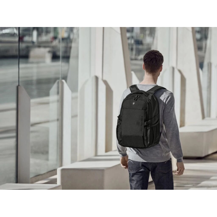 Victorinox - Rygsæk til laptop 16" Deluxe Vx Sport EVO 32 l sort