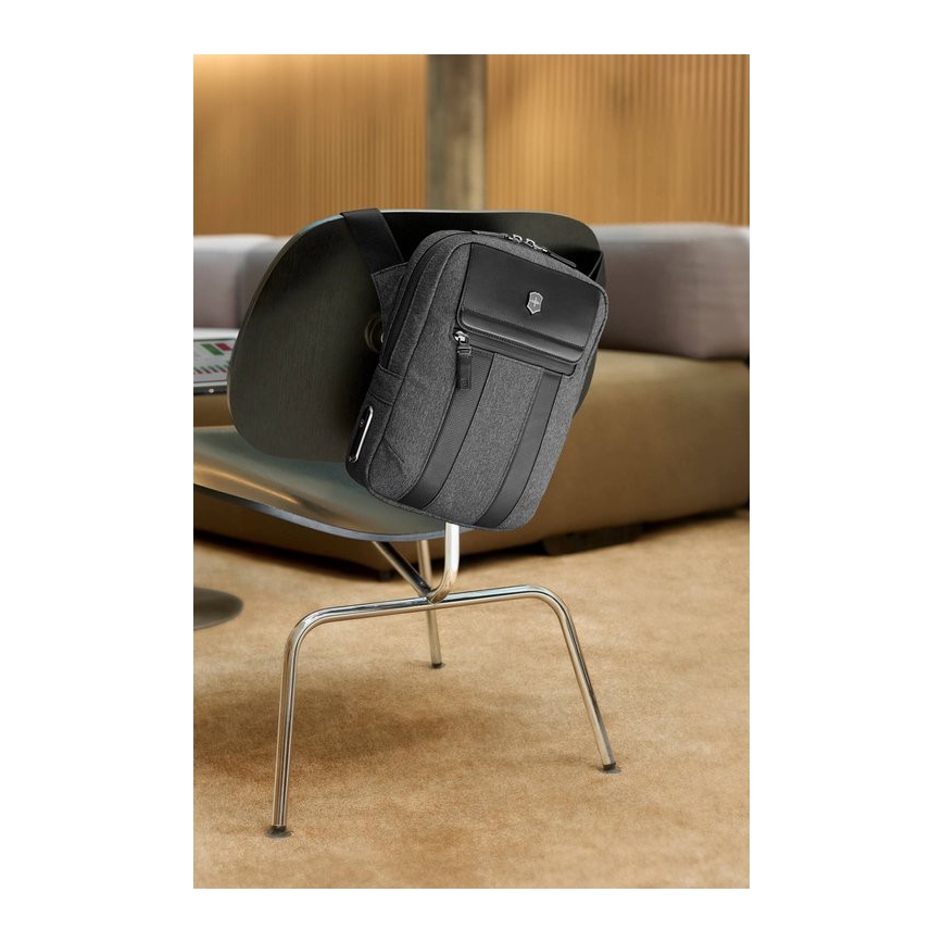 Victorinox - Skuldertaske Architecture Urban2 6 l grå