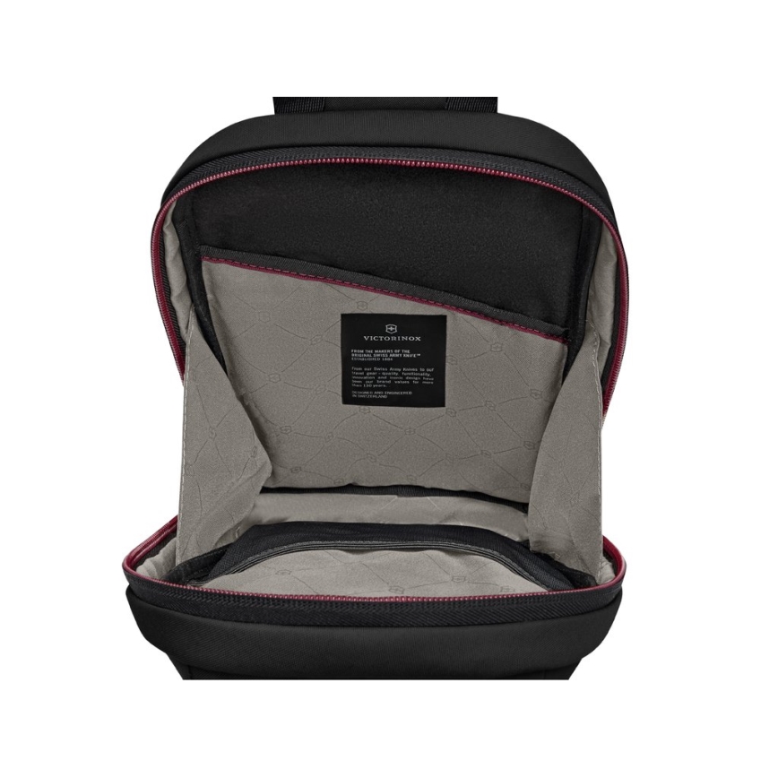 Victorinox - Skuldertaske Travel Essentials 5 l sort