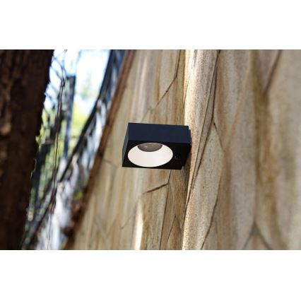 Viking - Dæmpbar LED solcellevæglampe med sensor LED/2W/3,7V IP65 4000K 2000 mAh