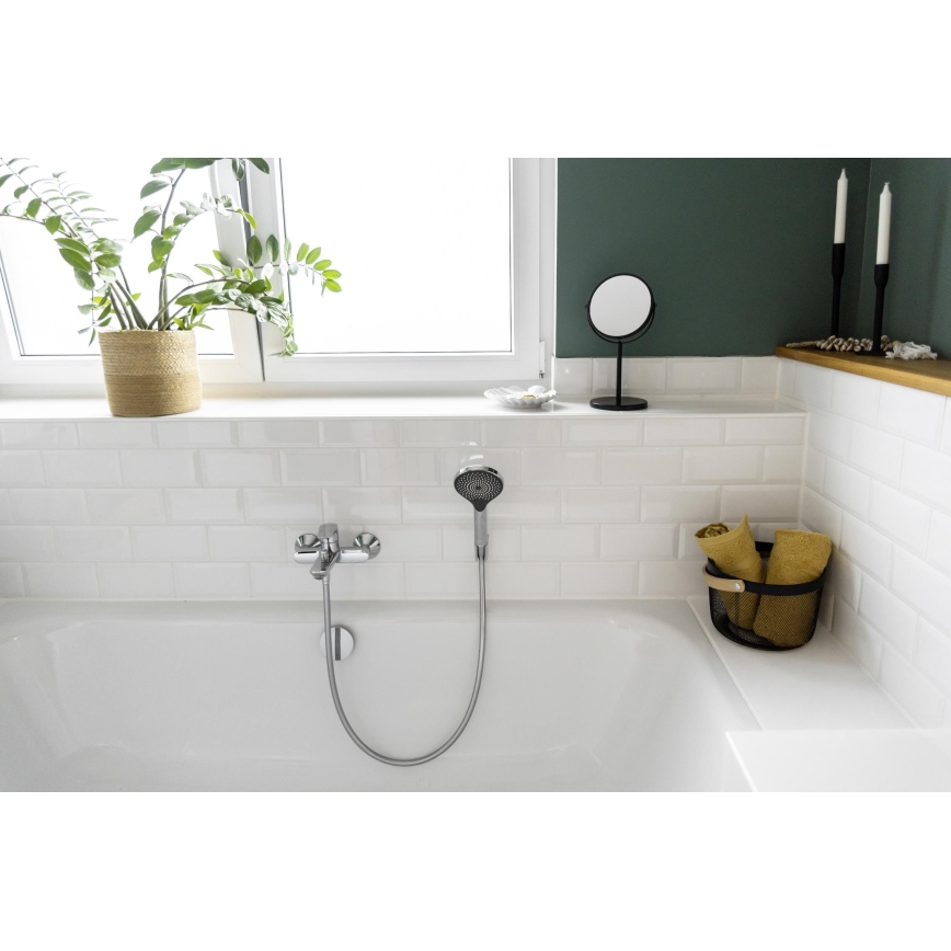 WENKO 24921100 - Brusehoved, vandbesparende system, 12 x 12 cm, blank krom/grå