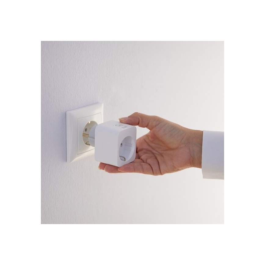 WiZ - Smart socket E 2300W + strømmåler Wi-Fi