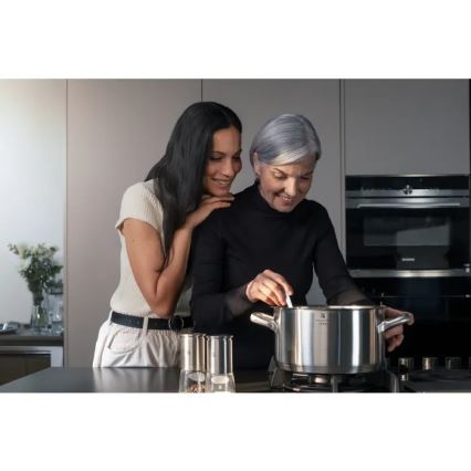 WMF - Gryde med låg GOURMET PLUS Ø 24 cm