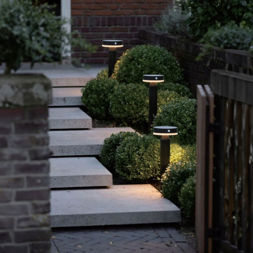 Zuma Line - LED solcellelampe med bevægelses- og skumringssensor LED/4,5W/2000 mAh IP44 sort
